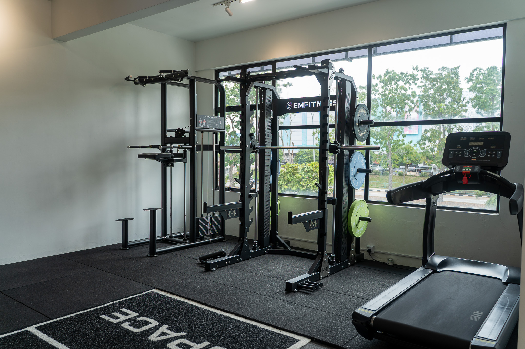 Strength and cardio equipment area