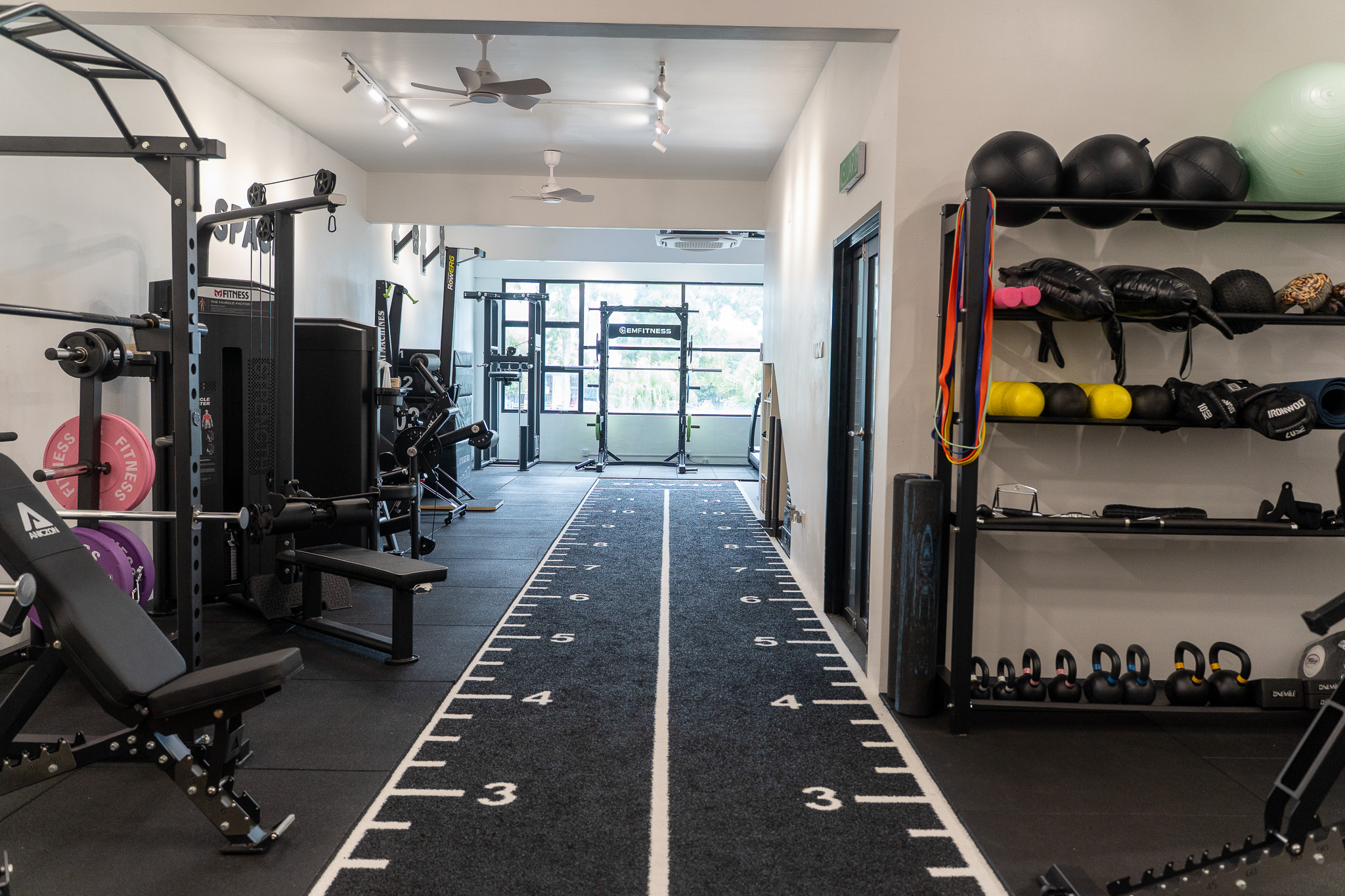 Full-length functional training track